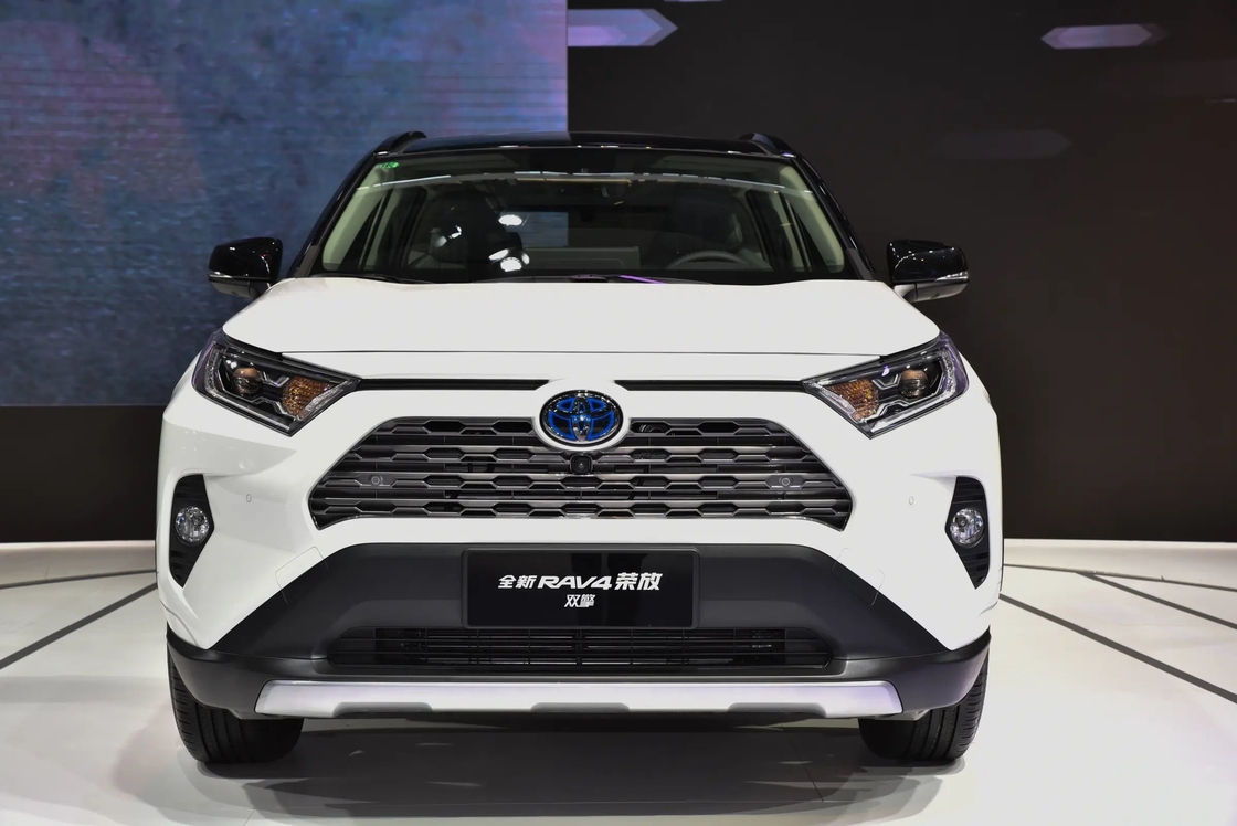Compact RAV4 Toyota SUV à essence 2.0L 2.5L Moteur FWD AWD 5 sièges
