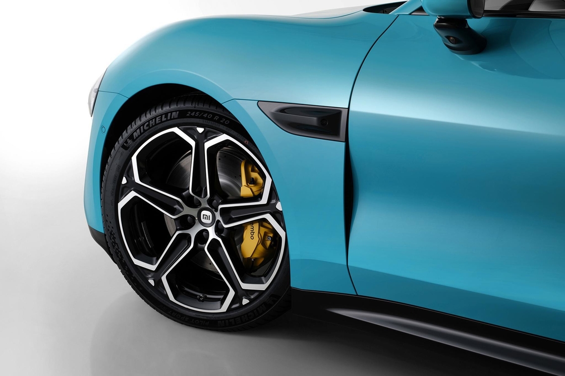 XIAOMI SU7 Sedan AWD Toutes les roues motrices SUV électrique 800km 101kWh PS 495kw/838nm R19