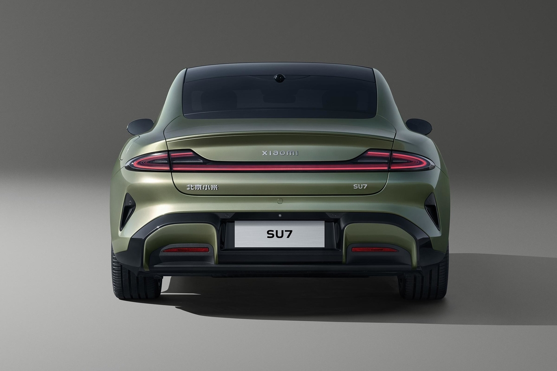 XIAOMI SU7 Sedan AWD Toutes les roues motrices SUV électrique 800km 101kWh PS 495kw/838nm R19