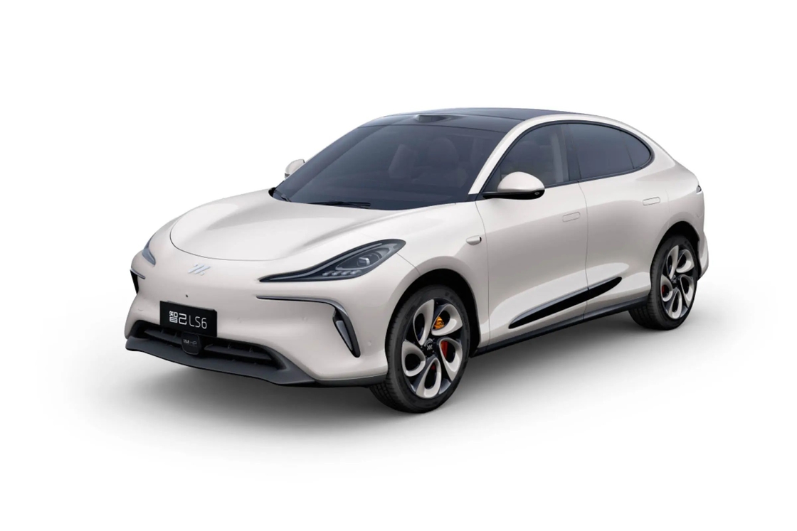 Zhiji LS6 IM voiture électrique 4 portes 5 sièges SUV 760km Long Range Nouvelle énergie voiture électrique