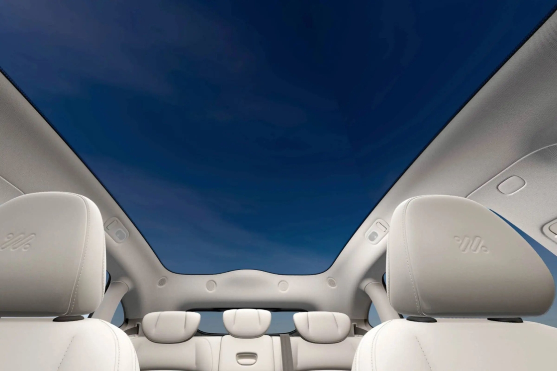 Zhiji LS6 IM voiture électrique 4 portes 5 sièges SUV 760km Long Range Nouvelle énergie voiture électrique