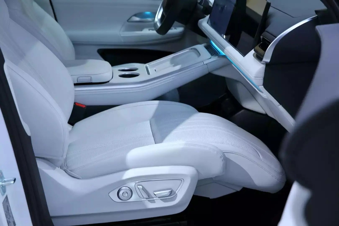 Moyen à grand Xiaopeng voiture électrique 5 portes 5 places Xpeng G9 SUV pur électrique