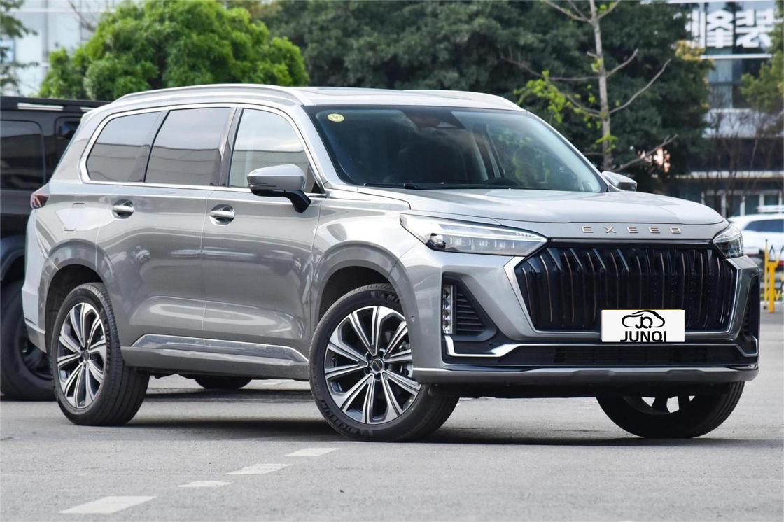 SUV moyen et grand Nouveau véhicule à essence voiture d'occasion 195km/h Chery Exeed VX SUV