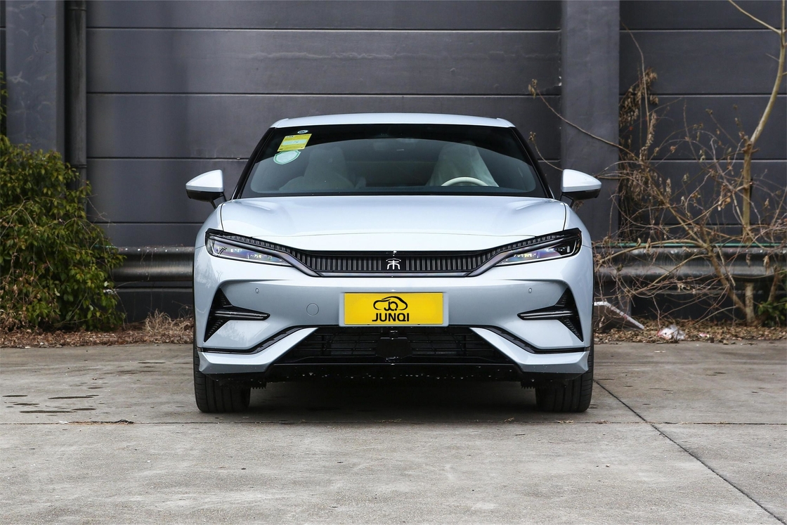4WD Byd Song L EV Champion 662km Longue portée 5 portes 5 sièges SUV Nouveau véhicule énergétique
