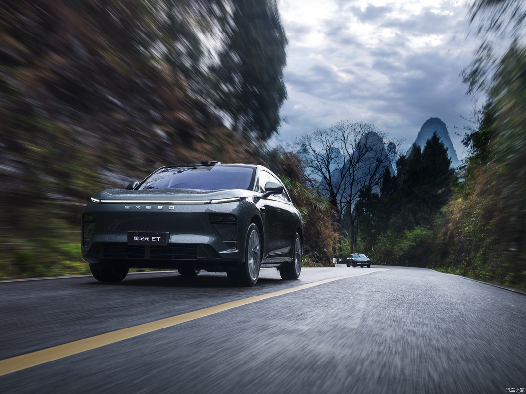 EXEED ET Chery Véhicules électriques 245KW 650Nm couple pour une conduite luxueuse et durable