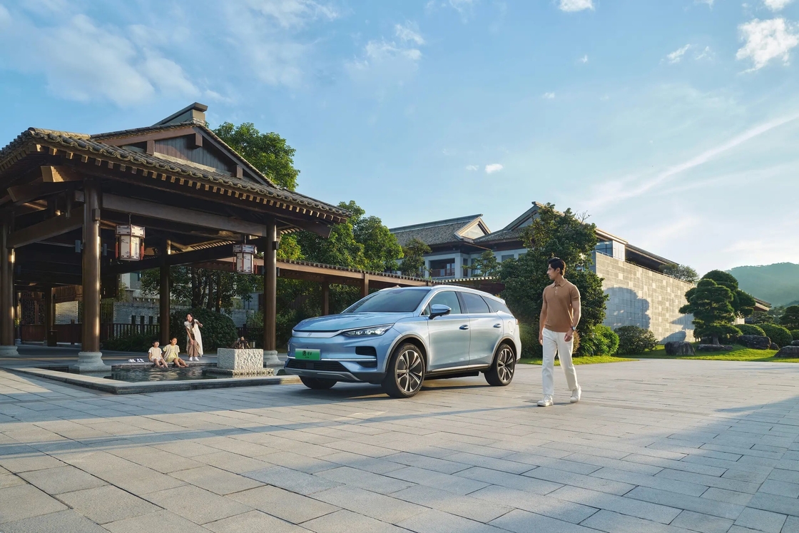 5 sièges BYD Tang Véhicules électriques EV pour les trajets en ville et les longs trajets