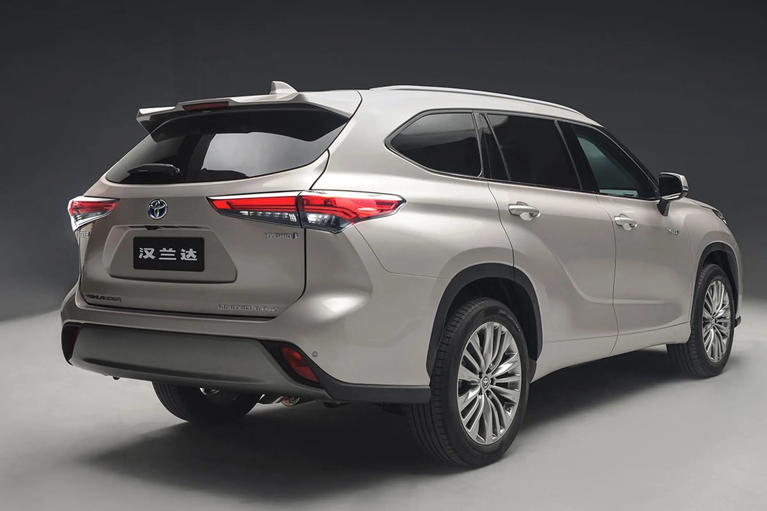 Toyota Cross Car SUV moyen Hybrid 2.5L 7 sièges Hanlanda 2.5L Version élite
