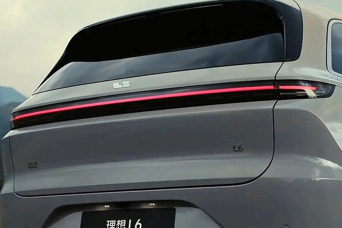 L6 Lixiang voiture électrique 5 portes 6 places SUV pour le confort familial et le style sur la route