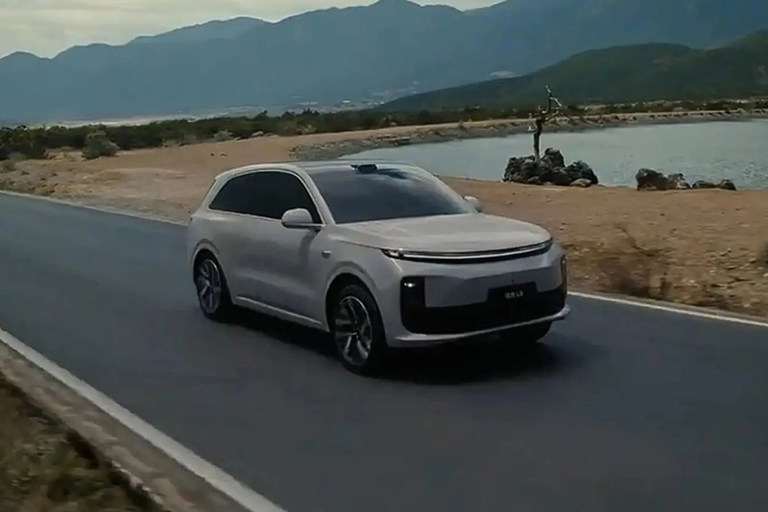 La voiture électrique Lixiang L6 est confortable pour les marchés de pays avec 1,5 tonnes d'amplificateur et une autonomie de 1390 km.