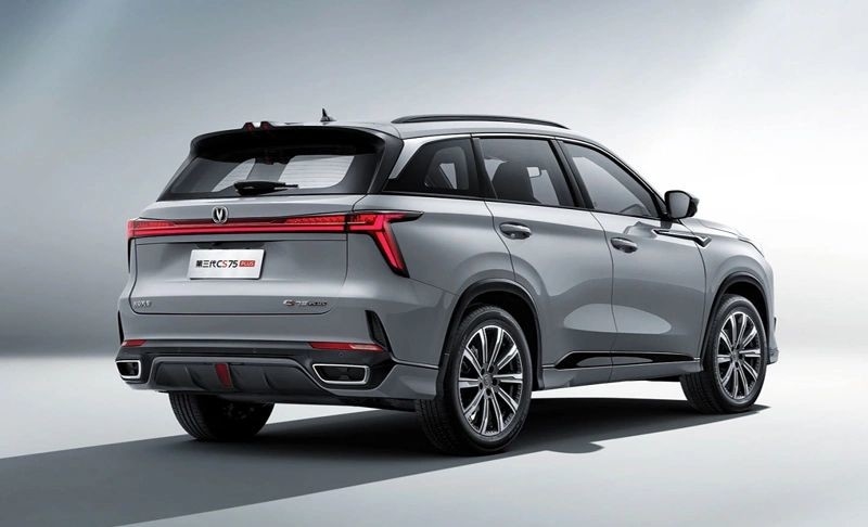 Changan Petrol CS75 Plus SUV Type énergétique à l'essence pour vos aventures quotidiennes