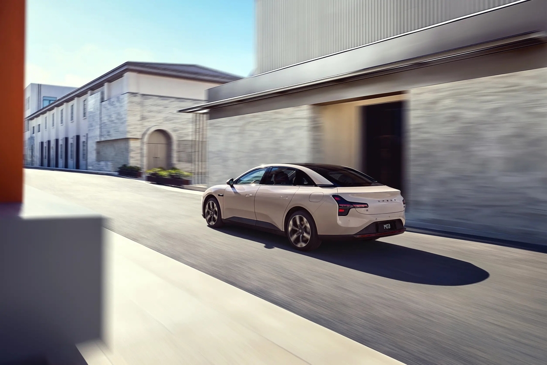 Xiaopeng Electric Car M03 Le choix idéal avec un intérieur spacieux et un système d'infodivertissement