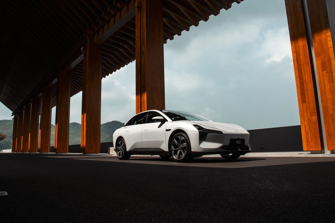 Xiaopeng Electric Car M03 Le choix idéal avec un intérieur spacieux et un système d'infodivertissement