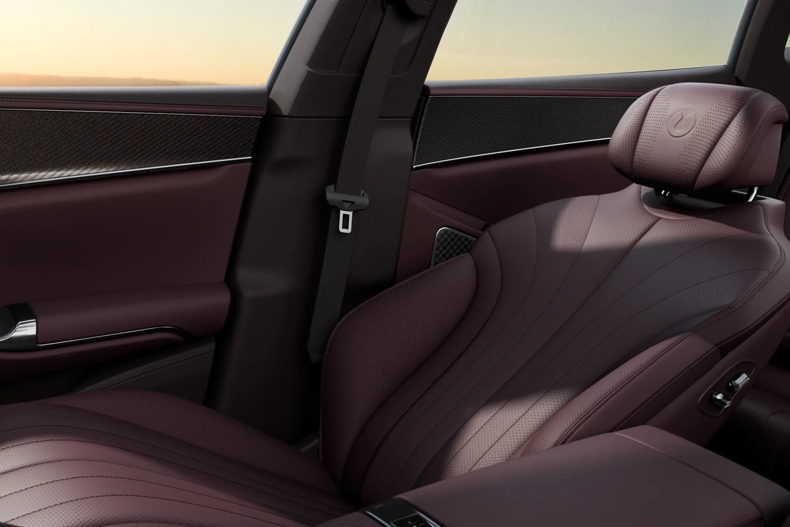 2024 Denza Z9 GT SUV électrique Classe D Luxe Mini EV Voiture avec 4 roues motrices à gauche Voiture à énergie nouvelle en prévente