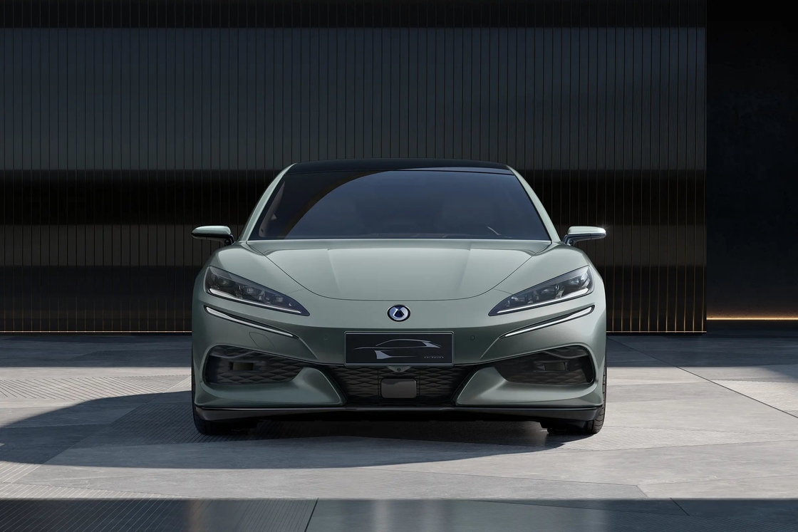 2024 Denza Z9 GT SUV électrique Classe D Luxe Mini EV Voiture avec 4 roues motrices à gauche Voiture à énergie nouvelle en prévente