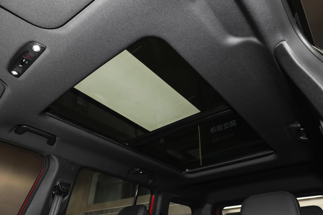 Voiture électrique Chery ICar 03T 2024 2WD avec grand groupe lumineux pour un look intelligent et énergique