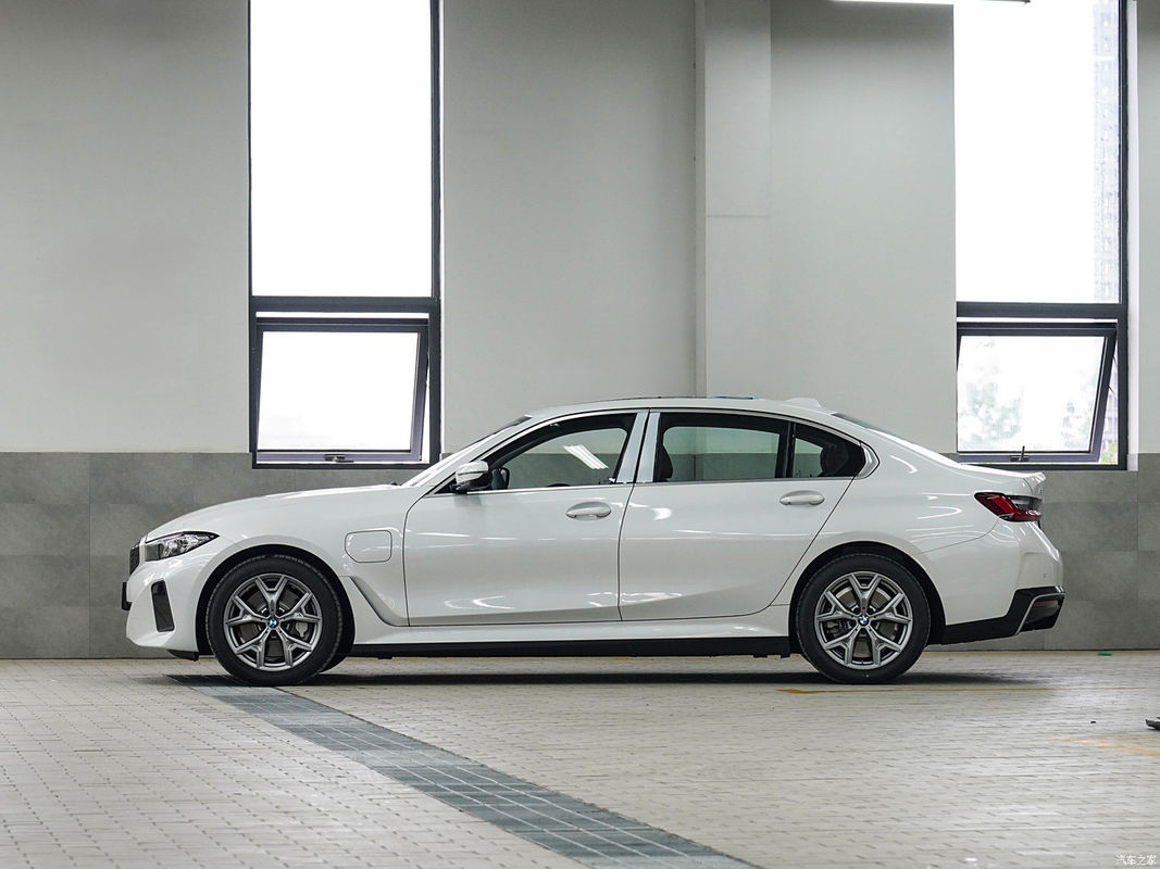 Vente en gros Nouveau arrivée BMW IX3 2024 540km Modèle leader Véhicules EV Voiture Sport électrique pur Luxe SUV de taille moyenne Automobile