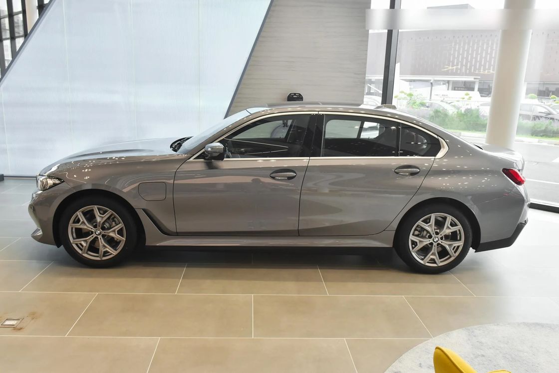 Vente en gros Nouveau arrivée BMW IX3 2024 540km Modèle leader Véhicules EV Voiture Sport électrique pur Luxe SUV de taille moyenne Automobile