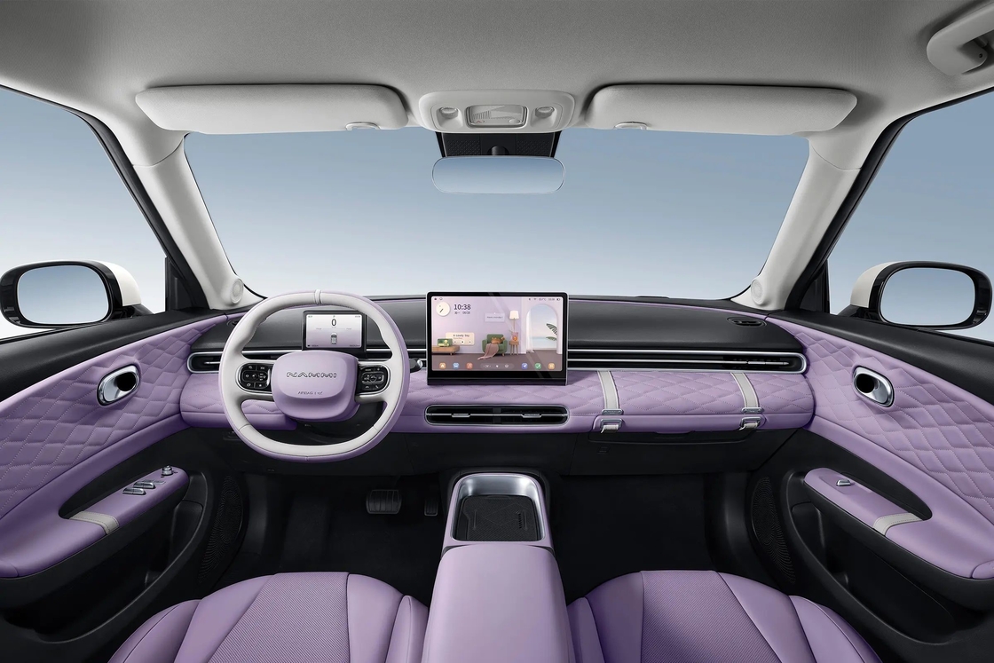 Véhicules à énergie nouvelle 201km Longue durée de vie de la batterie Suv Ev 5 portes 4 places Ev Cars Nami Dongfeng Nano Box 0km Voiture d'occasion