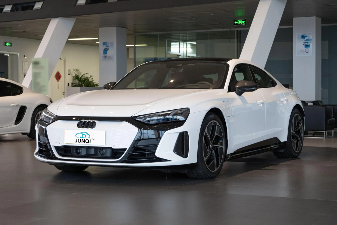 2024 Audi Q4 Etron Q5 Etron RS Etron Etron Gt Véhicule électrique 4 roues SUV EV Voiture pour adultes Nouvelle voiture d'occasion Haute vitesse Nouvelle voiture électrique