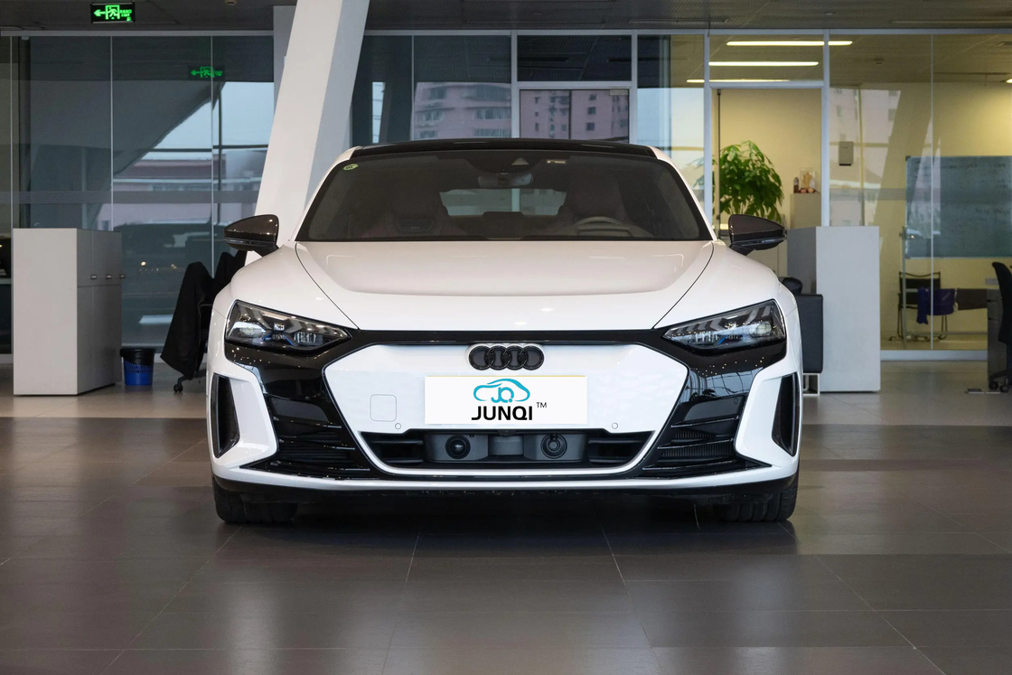 2024 Audi Q4 Etron Q5 Etron RS Etron Etron Gt Véhicule électrique 4 roues SUV EV Voiture pour adultes Nouvelle voiture d'occasion Haute vitesse Nouvelle voiture électrique