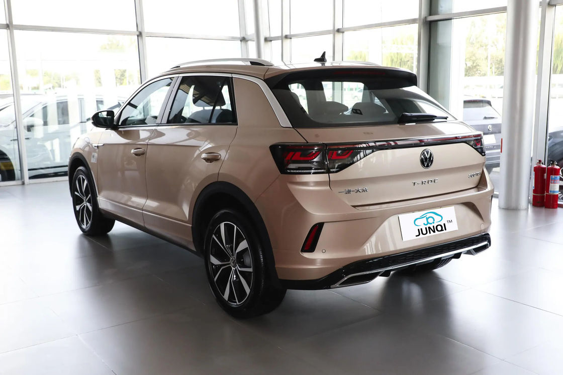 Vente à chaud Volkswagen TROC 2024 Nouvelle voiture haute performance à prix abordable SUV compact de luxe 1.4T Véhicule à essence Grande capacité