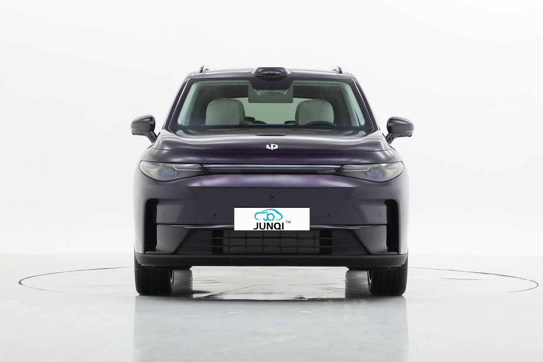 Leapmotor de haute qualité C16 2024 Automobile à portée étendue 5 portes 6 places SUV voiture électrique bon marché pour la famille