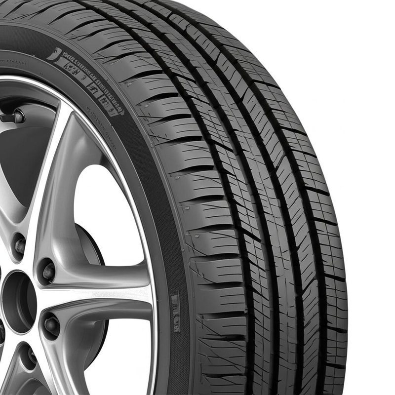 Conduite fiable avec le pneu Taoota Automobile Car 215/60 R17 et une cylindrée de 1000-1600CC